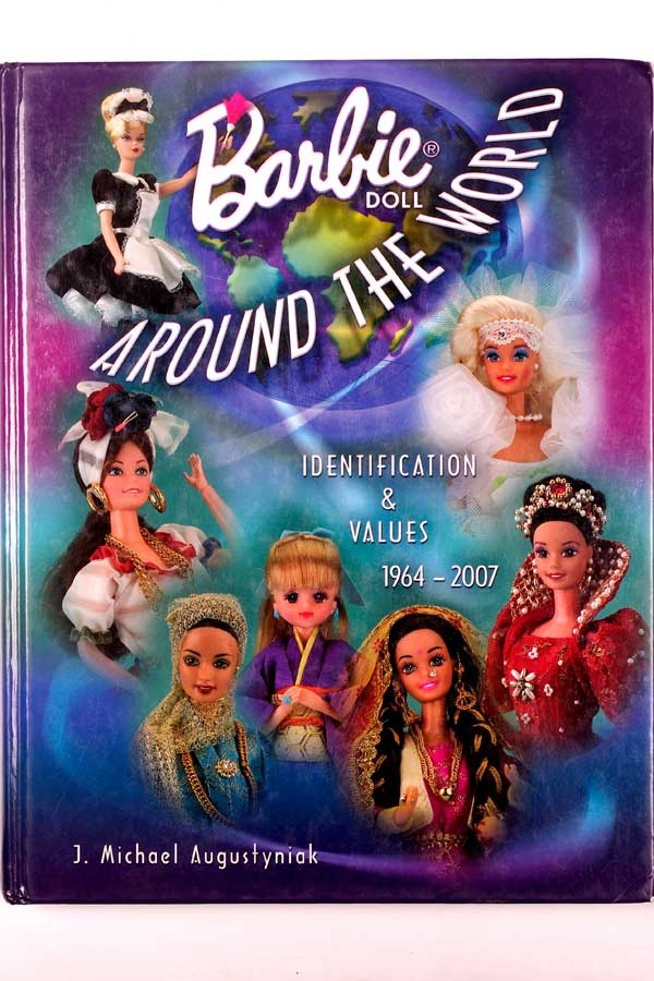  Barbie Doll Around the World 1964-2007 Кукла Барби в разных странах мира, 1964-2007: идентификация и стоимость в продаже